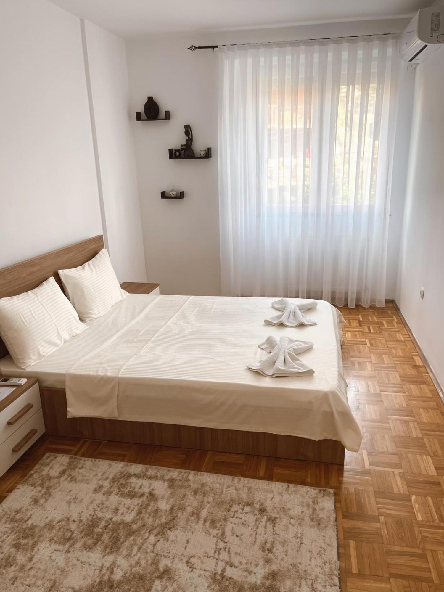 Apartment Troi Pristina Exterior foto